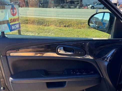 Used 2016 Buick Enclave Leather w/ Trailering Package image 20