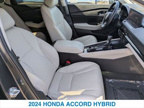 Used 2024 Honda Accord Touring image 23