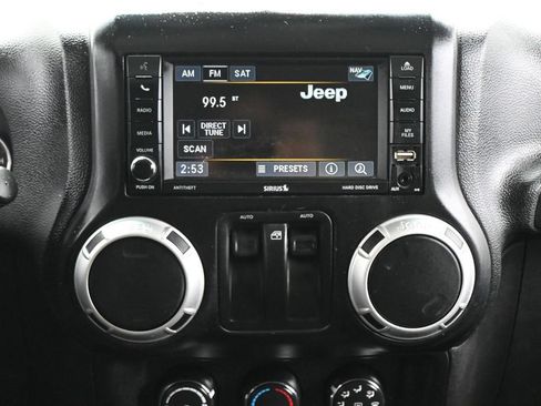 Used 2014 Jeep Wrangler Sahara w/ Dual Top Group AWD/4WD image 20