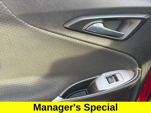 Used 2024 Chevrolet Malibu LT FWD image 32