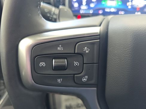 Used 2025 Chevrolet Silverado 1500 LT AWD/4WD image 33
