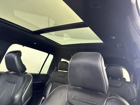 Used 2021 Jeep Grand Cherokee L Overland w/ Luxury Tech Group IV image 12