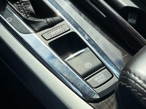 Used 2017 Acura RLX w/ Technology Package FWD image 39