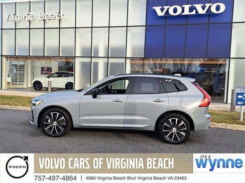 Used 2025 Volvo XC60 B5 Plus image 1
