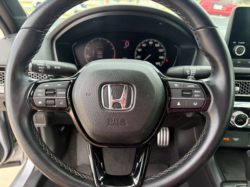 Certified 2022 Honda Civic Sport image 16