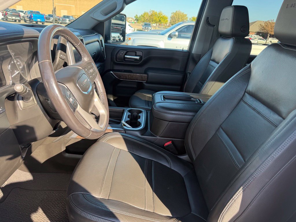 Used 2022 GMC Sierra 3500 Denali w/ Denali Ultimate Package AWD/4WD image 26