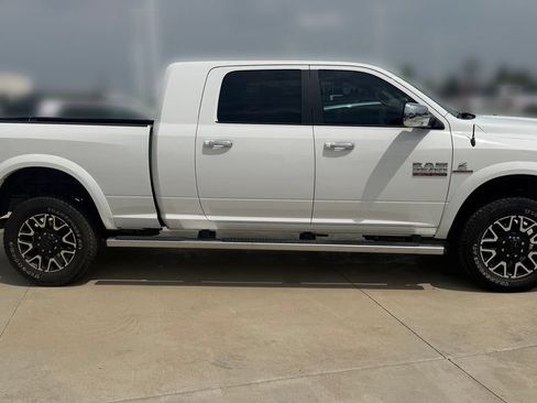 Used 2018 RAM 2500 Laramie AWD/4WD image 7