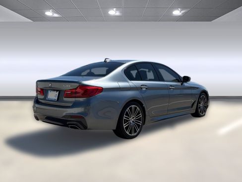 Used 2018 BMW 530i xDrive AWD/4WD image 7
