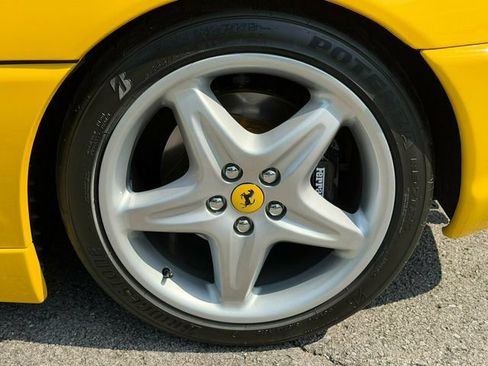Used 1995 Ferrari F355 Berlinetta RWD image 32