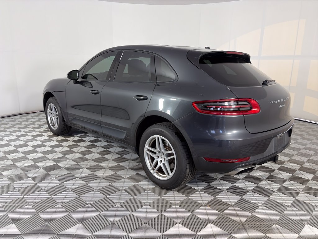 Used 2017 Porsche Macan AWD/4WD image 5