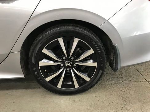 Used 2022 Honda Civic EX image 29