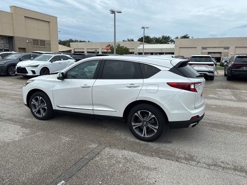 Used 2023 Acura RDX AWD w/ Advance Package image 9