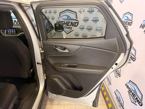 Used 2022 Chevrolet Blazer LT image 21