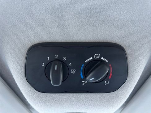 Used 2017 Ford Transit 150 XL image 29