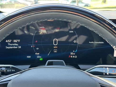 New 2025 Cadillac Optiq Luxury 2 AWD/4WD image 24