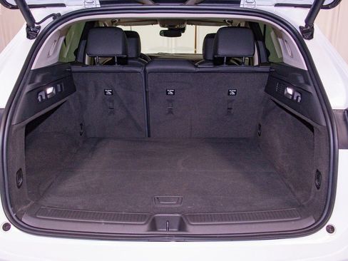 Certified 2022 Buick Envision Essence w/ Technology Package I image 14