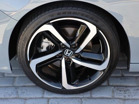 Used 2021 Honda Accord Sport image 37
