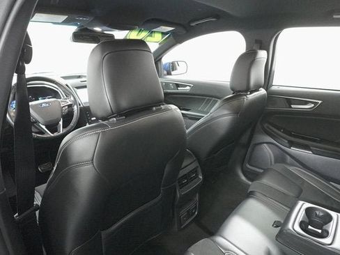 Used 2020 Ford Edge ST image 24