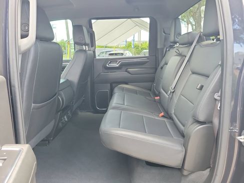 Used 2024 Chevrolet Silverado 2500 LTZ AWD/4WD image 13