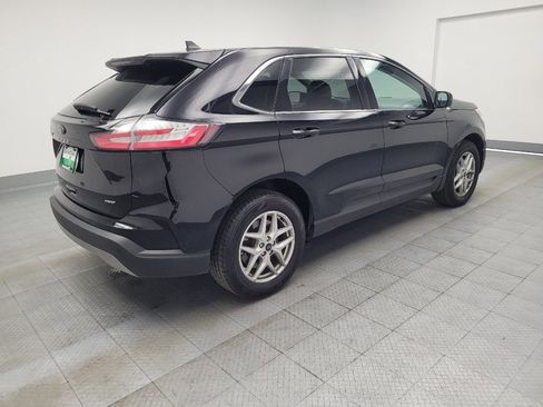 Used 2023 Ford Edge SEL image 9