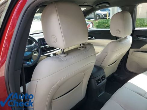 Used 2023 Cadillac CT4 Luxury RWD image 12