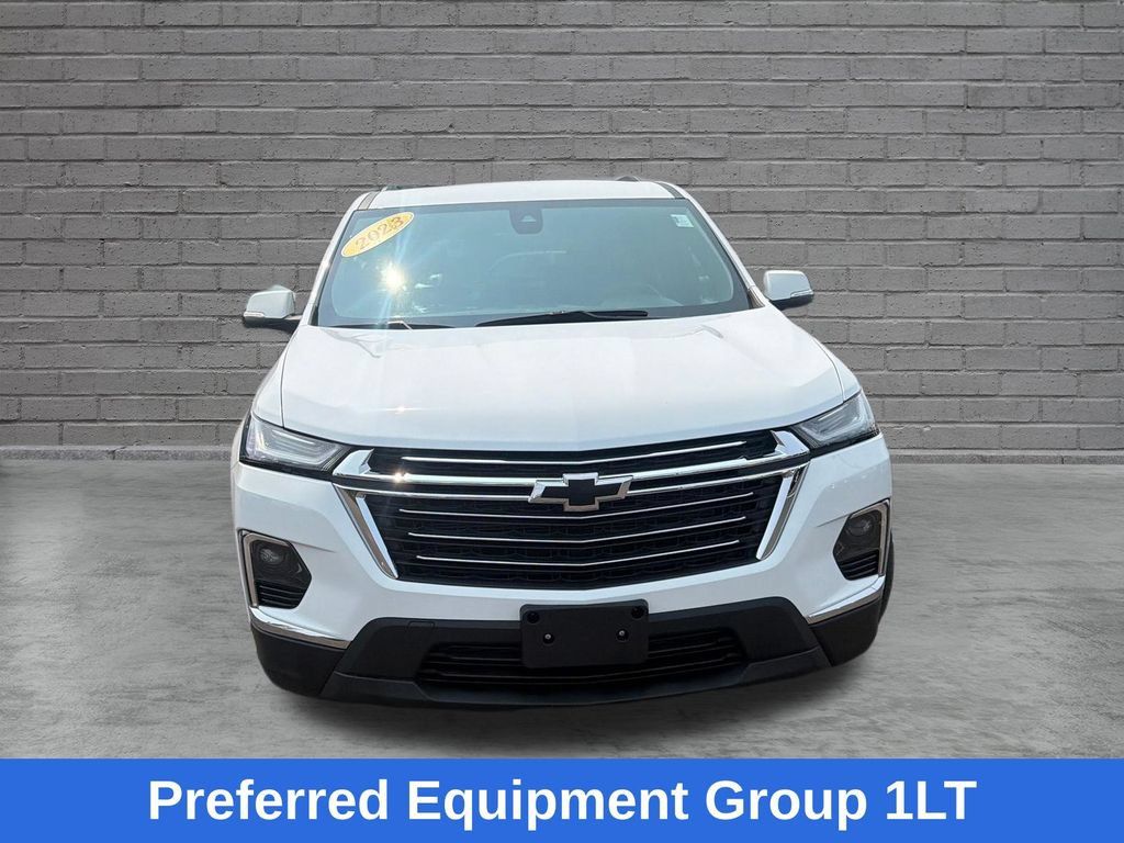 Used 2023 Chevrolet Traverse LT AWD/4WD image 2