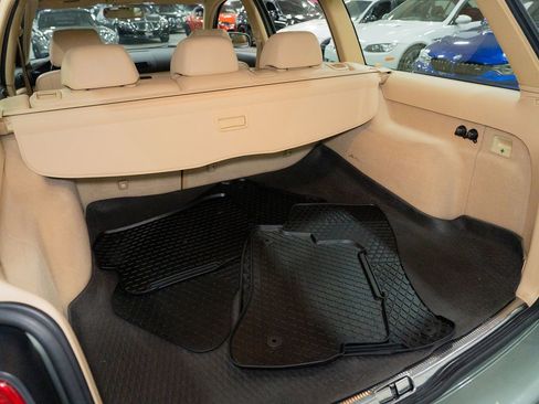 Used 2002 Volkswagen Passat GLX image 25