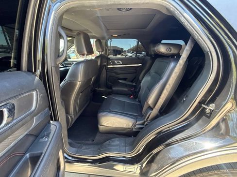 Used 2018 Ford Explorer Sport w/ Equipment Group 401A AWD/4WD image 20