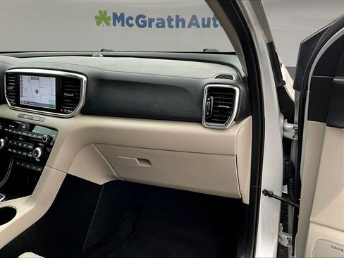 Used 2022 Kia Sportage EX w/ EX Technology Package FWD image 26