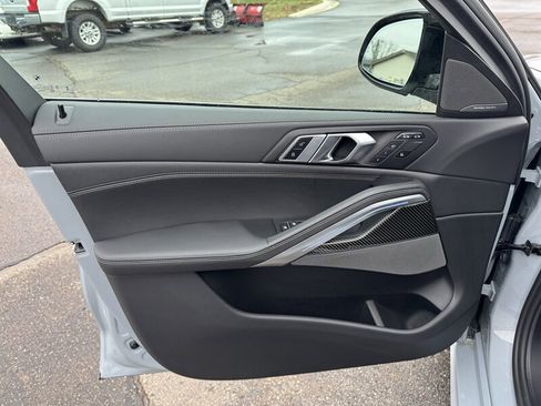 Used 2026 BMW X6 M60i image 5