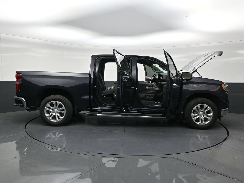Used 2023 Chevrolet Silverado 1500 LTZ RWD image 28