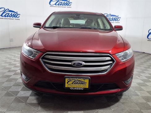 Used 2014 Ford Taurus SEL w/ Equipment Group 201A image 5