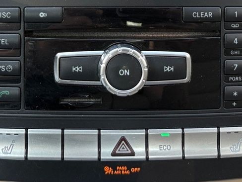Used 2014 Mercedes-Benz C 300 4MATIC Sedan image 24