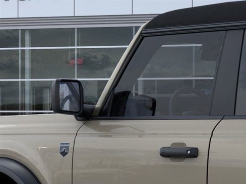 New 2025 Ford Bronco Big Bend w/ Black Diamond Package image 22