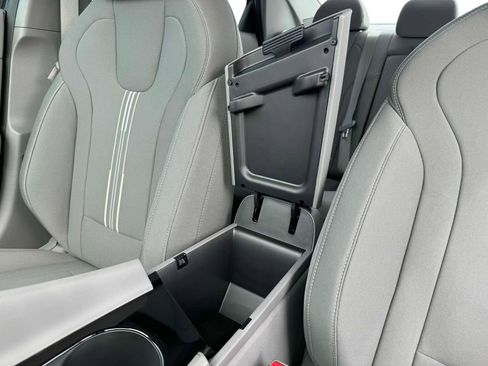 Used 2025 Hyundai Elantra SEL image 27