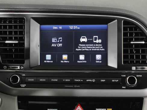 Used 2017 Hyundai Elantra SE w/ SE A/T Tech Package 03 image 7