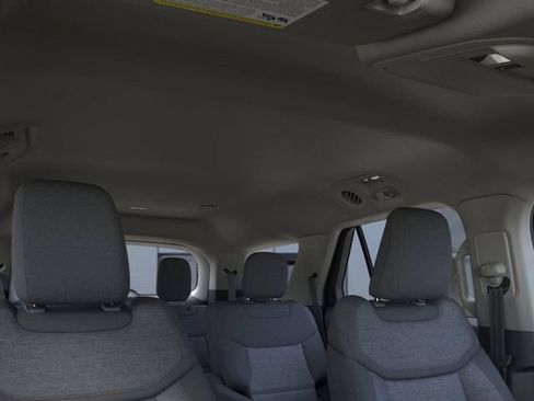 Certified 2026 Ford Explorer Active AWD/4WD image 23