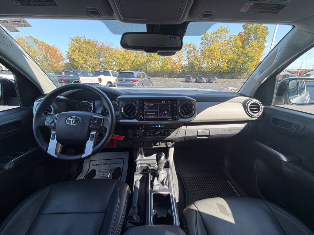 Used 2021 Toyota Tacoma SR5 AWD/4WD image 11