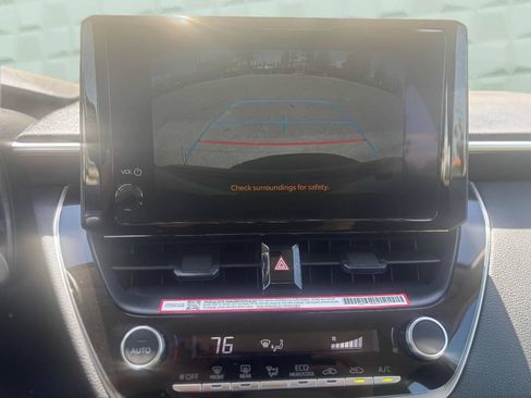 Used 2025 Toyota Corolla LE FWD image 26