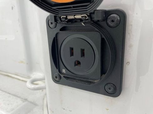 Certified 2023 Chevrolet Silverado 1500 LT image 21