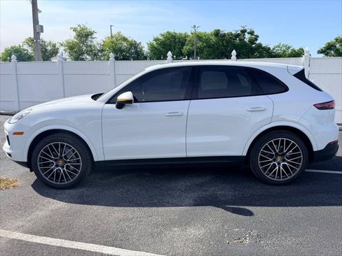Used 2019 Porsche Cayenne AWD/4WD image 3