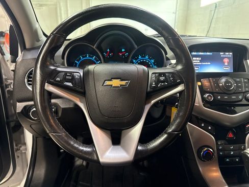 Used 2014 Chevrolet Cruze LT w/ All-Star Edition FWD image 10