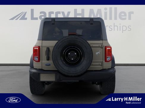 New 2026 Ford Bronco Big Bend w/ Black Diamond Package AWD/4WD image 5