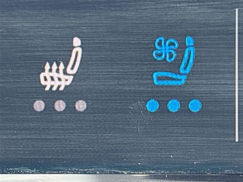 Used 2025 Volkswagen Atlas SE image 19