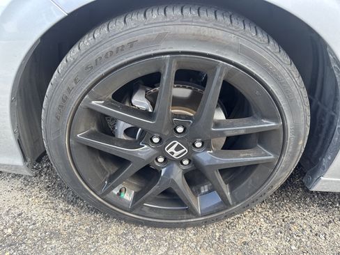 Used 2025 Honda Civic Sport image 5