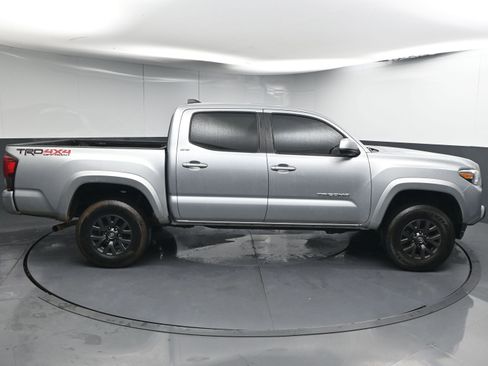 Used 2022 Toyota Tacoma SR5 image 9