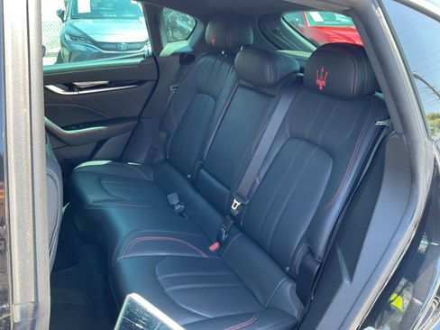 Used 2024 Maserati Levante GT Ultima AWD/4WD image 19