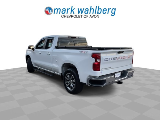 Used 2024 Chevrolet Silverado 1500 LT AWD/4WD image 6