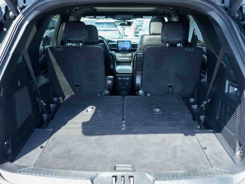 Used 2022 Ford Explorer ST w/ Equipment Group 401A AWD/4WD image 11
