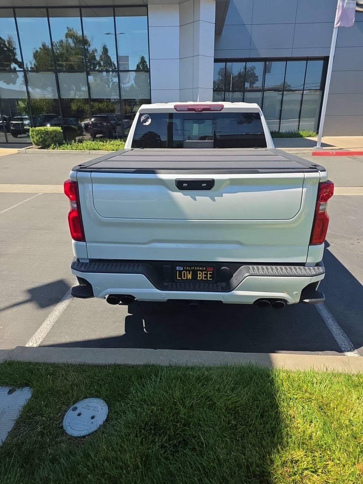 Used 2023 Chevrolet Silverado 1500 High Country AWD/4WD image 8